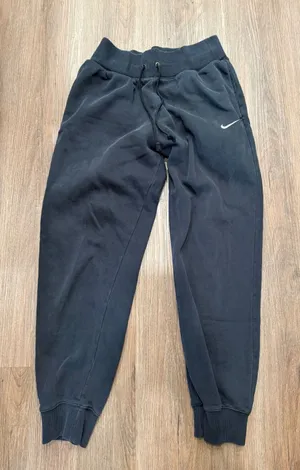 Nike Womens Sportswear Fleece Joggers Black Tapered Sweatpants Medium 3888 thumbnail 1