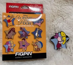 FiGPiN Disney Winnie the Pooh Series 1 Blind Box Enamel Pin thumbnail 1