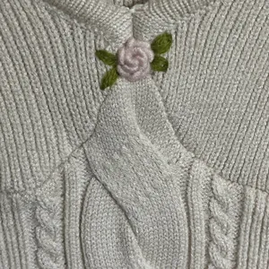 Beverly and Beck PacSun Cropped Sweater Lilac Rosebud Cable Knit Size Small‎ NEW thumbnail 4