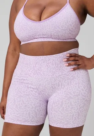 Fabletics Women's Seamless Scrunch Short 4" Black size 2x Lavender Leopard thumbnail 1