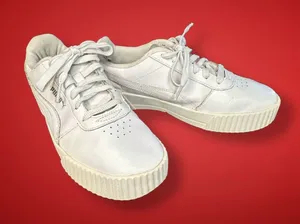PUMA Carina Classic White Leather Low Top Sneakers Tennis Shoes Sz 9 thumbnail 1