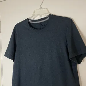 Lululemon blue navy short sleeve crew neck workout shirt large thumbnail 2