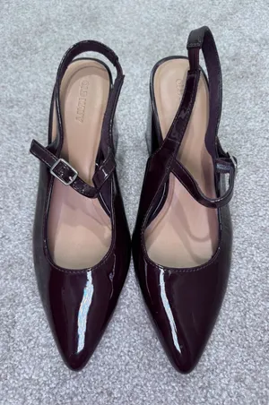 Old Navy Slingback Mary Jane Heels Size 8 Oxblood Patent Leather thumbnail 1
