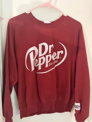Burgundy Dr Pepper sweatshirt Red Size M thumbnail 1