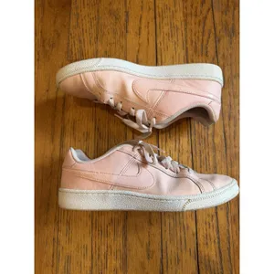 Nike Court Royale Shoes Womens Size 8 Pink Low Top Casual Tennis 749867-604 thumbnail 3
