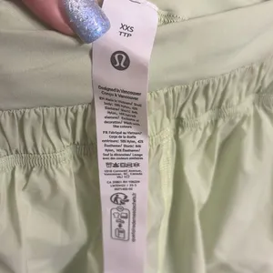 ✨Lululemon Translucent 2-in-1 High-Rise Lemongrass 3” Sz XXS Shorts✨ thumbnail 11