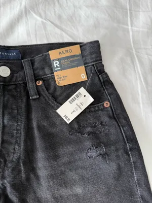 Black 90’s High Rise Cut Off Denim Shorts thumbnail 3