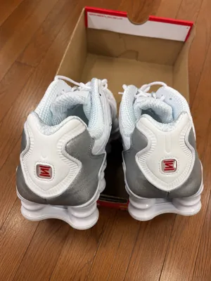 Nike Shox TL Women’s White Sneakers thumbnail 3