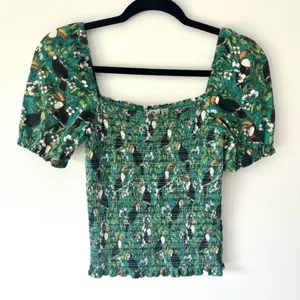 Anthropologie Dolan Left Coast Smocked Puff Sleeve Green Toucan Print Top Floral thumbnail 2