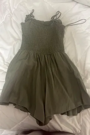 Francesca's Green Romper thumbnail 2