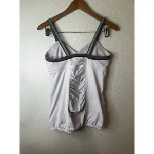 Lululemon v neck tank top light pink grey WOMENS 10 thumbnail 2