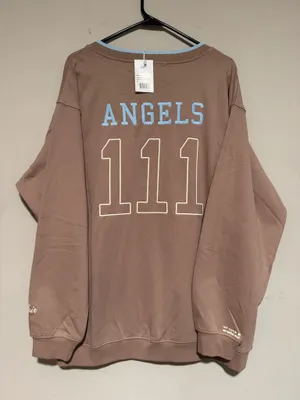 Mayfair v-neck sweatshirt thumbnail 3