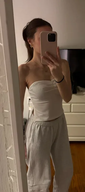 SHEIN Cropped White Tube Top thumbnail 1