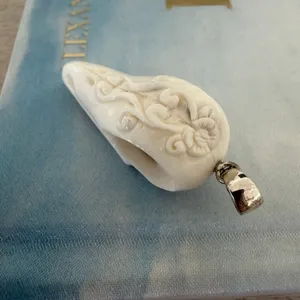 Hand Carved Raven Skull Pendant Sterling Silver thumbnail 4