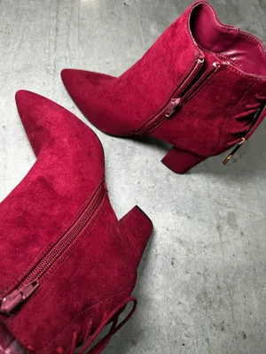 Boots Red Size 7.5 thumbnail 6