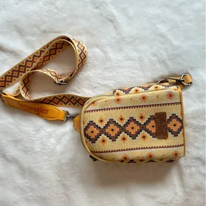 Wrangler Crossbody Bag with Card Wallet Aztec Sling Bag Yellow NEW thumbnail 3