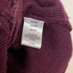 Womens Casual Corner Annex Petite Full Zip 100% Wool Sweater Maroon Size Small thumbnail 3