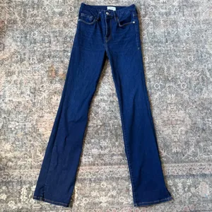 FRAME Le Mini Boot Jeans Dark Indigo High Rise Slit Hem Size 28 thumbnail 2