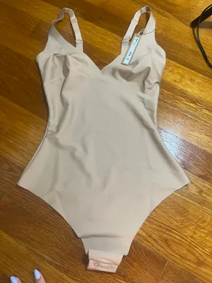 SKIMS Bodysuit thumbnail 3