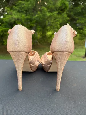 Heart in D rose Gold Glitter T Strap platform heels Sz 8.5 party holiday dance thumbnail 4