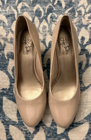 LifeStride Nude Heels thumbnail 1