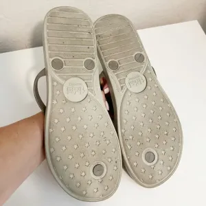 TIDAL Tropical Print‎ Classic Flip Flops Gray Size 9 thumbnail 6