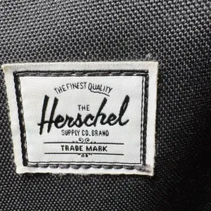 Herschel Nova Mid-Volume 18.0L Laptop Backpack - Black In Good Condition thumbnail 5
