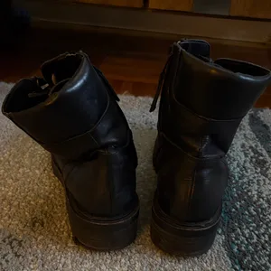 Zara Black Ankle Boots with Chain Accents thumbnail 8