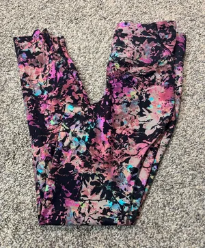 Lululemon Base Pace High-Rise Tight 25" size 4 thumbnail 1