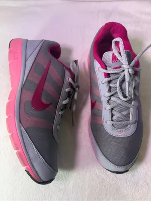 Nike Women’s Gray and Pink Athletic Sneakers thumbnail 5