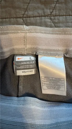 Grey Nike shorts  thumbnail 3