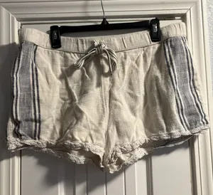 Aerie Shorts‎ Women XL Cream Navy Blue Striped Crochet Lace Trim Cotton Casual thumbnail 1