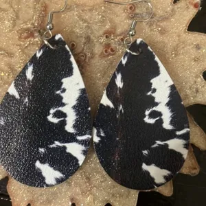 Cow Print Faux Leather Teardrop Earrings Black White NWT thumbnail 3