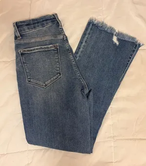 Bella Vervet Jeans | Medium Wash thumbnail 1