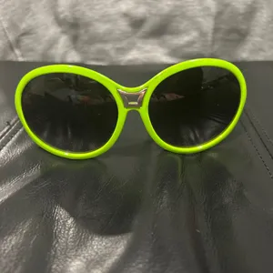 Lime Green Oversized Sunglasses thumbnail 5