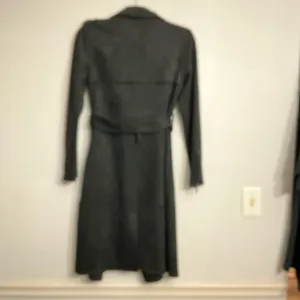 T Tahari Black Faux Leather Belted Trench Coat XS thumbnail 6