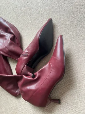 Madden Girl Deserai Burgundy Over The Knee Boots Women’s 8.5 Pointed Toe Heels thumbnail 3