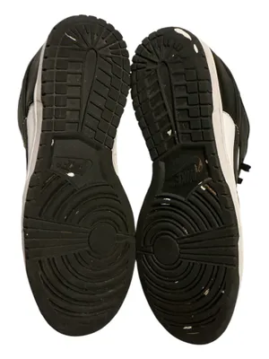 Nike Dunk Low Retro "Panda" White Black | Men's Size 11.5 | Pre-owned thumbnail 4