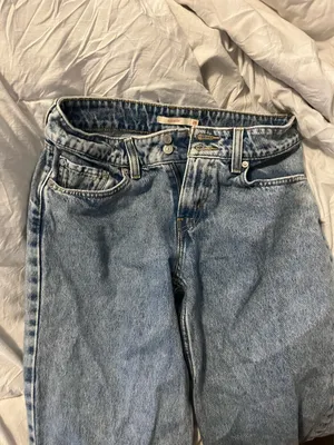 Levi’s Superloose Lowrise Jeans thumbnail 2