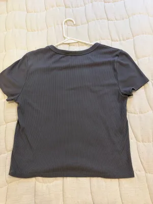 Gray top Size L thumbnail 2