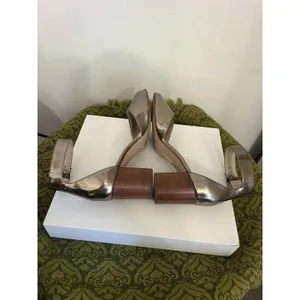 Louise Et Cie Women's Lo-Karisa Metallic Bronze Heels Sandals Size 7 1/2 us thumbnail 6