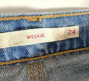 Levi's Wedgie Straight Jean thumbnail 10