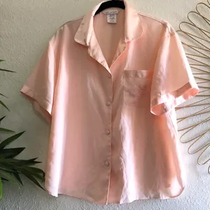 Pink lightweight button up down short sleeve collared shirt with front pocket and embroidery thumbnail 1
