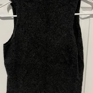 J crew wool cashmere blend sweater vest size medium thumbnail 2
