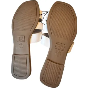 Time and Tru Women's White Slide Sandals With Gold Details Sz 7 NWT thumbnail 2