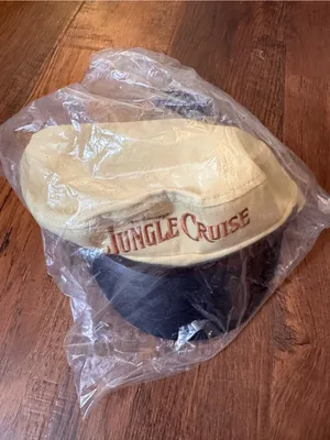 DISNEY Jungle Cruise cap and water bottle, NWT thumbnail 2