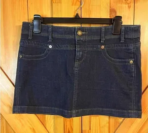 Princess Vera Wang Jean Mini Skirt Size 7 Dark Wash Stretchy Pockets (3648) thumbnail 1