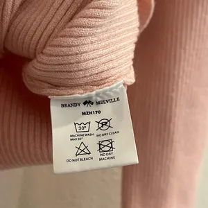 Brandy Melville Brett Top Ribbed Cropped Long Sleeve One Size Small Pink thumbnail 7