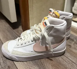 Nike Blazer thumbnail 1