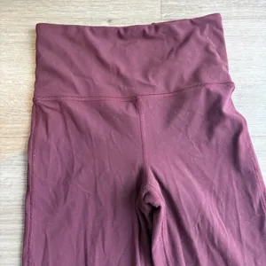 Athleta Elation Ultra High Rise Leggings Spiced Cabernet Flared Pants thumbnail 8